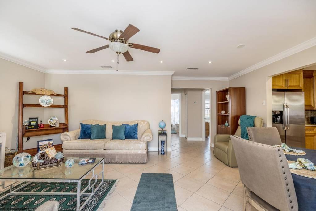 Ocean Vacation Breeze Villa Lantana Exterior foto