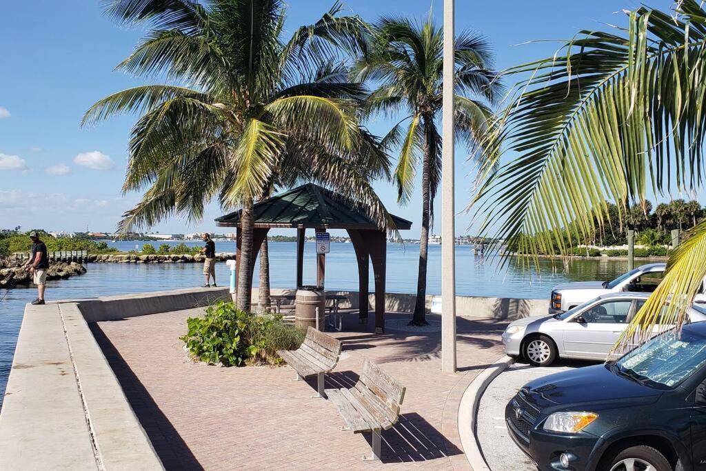 Ocean Vacation Breeze Villa Lantana Exterior foto